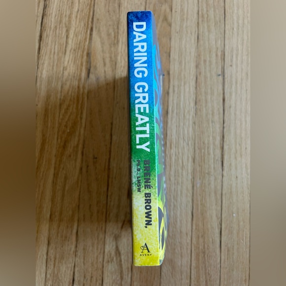 2/$10 Daring Greatly by Brene Brown📚 - Picture 2 of 6